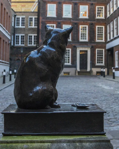 Hodge la statua del gatto a Londra — Foto Stock