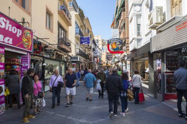 Benidorm bölgesinde alışveriş