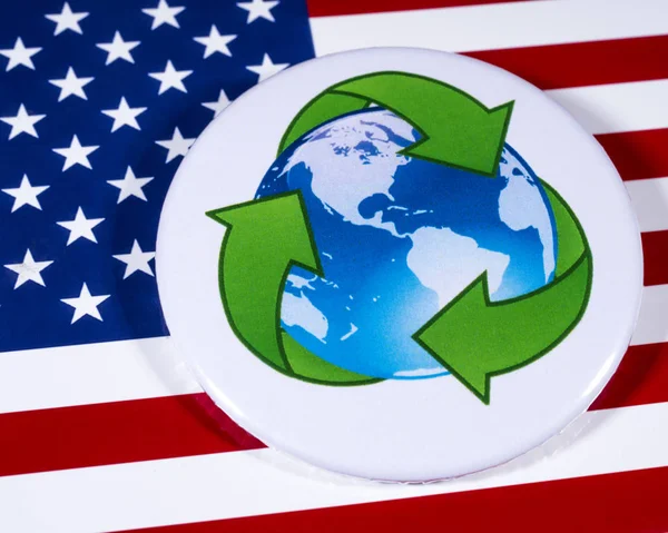 Recycling symbool en de USA vlag — Stockfoto