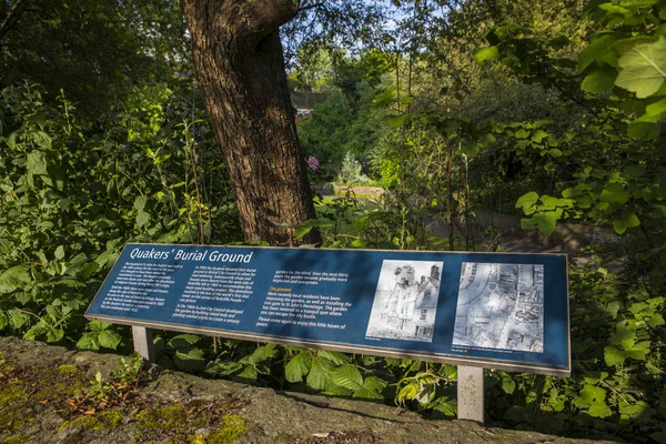 Quakers Burial Ground in Bristol — Stock Photo, Image