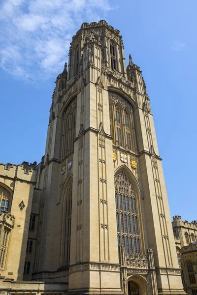 Bristol 'daki Wills Memorial Binası