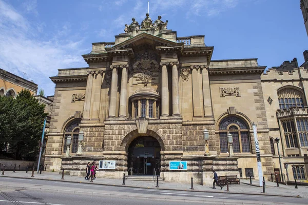 Bristol Museum and Art Gallery — Stock Photo, Image