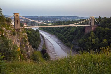 Bristol 'deki Clifton Köprüsü