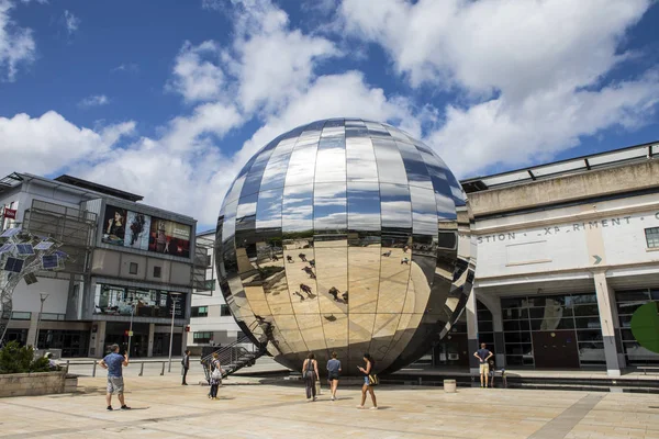 Millennium Square i Bristol – stockfoto