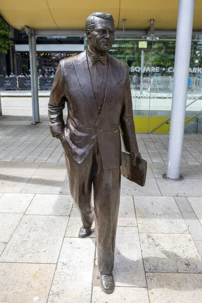 Άγαλμα Κάρι Γκραντ στο Μπρίστολ — Φωτογραφία Αρχείου