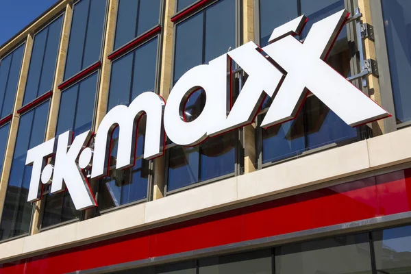 Tk Maxx Mağaza İşareti