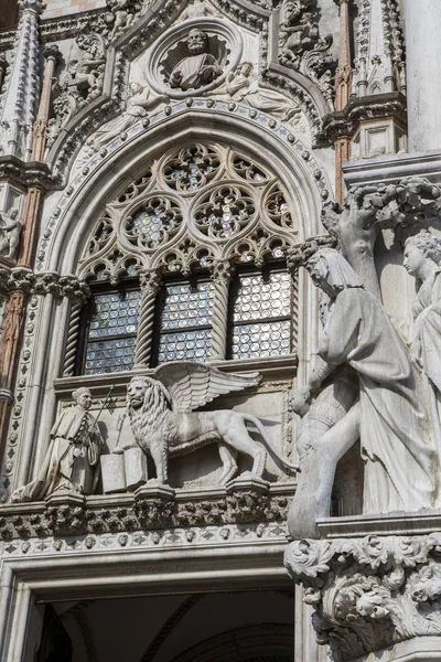 Porto Della Carta at the Doges Palace in Venice — Stock Photo, Image