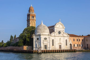 Venedik'teki San Michele adasındaki San Michele Kilisesi