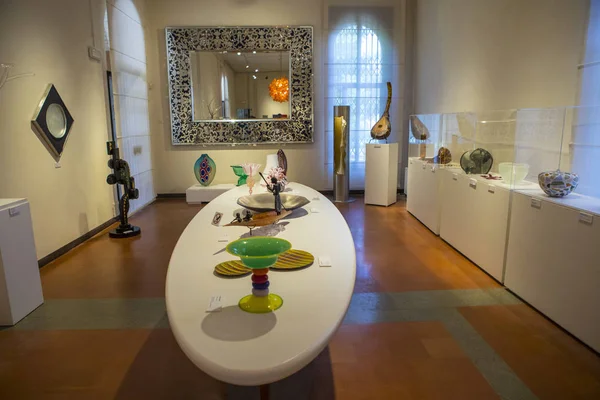 Музей стекла Мурано в Мурано — стоковое фото