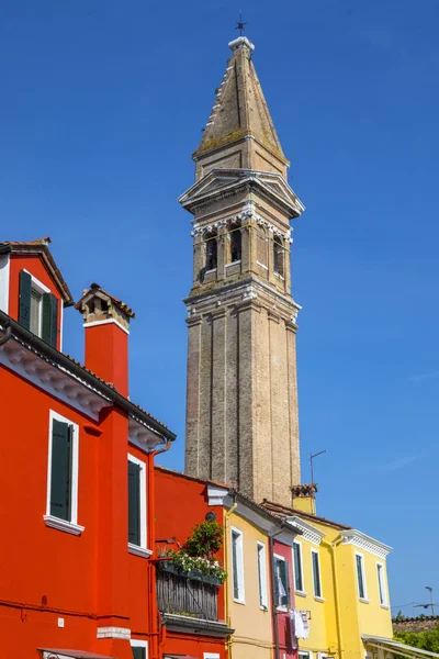 Burano San Martino Kilisesi Eğik Çan Kulesi — Stok fotoğraf