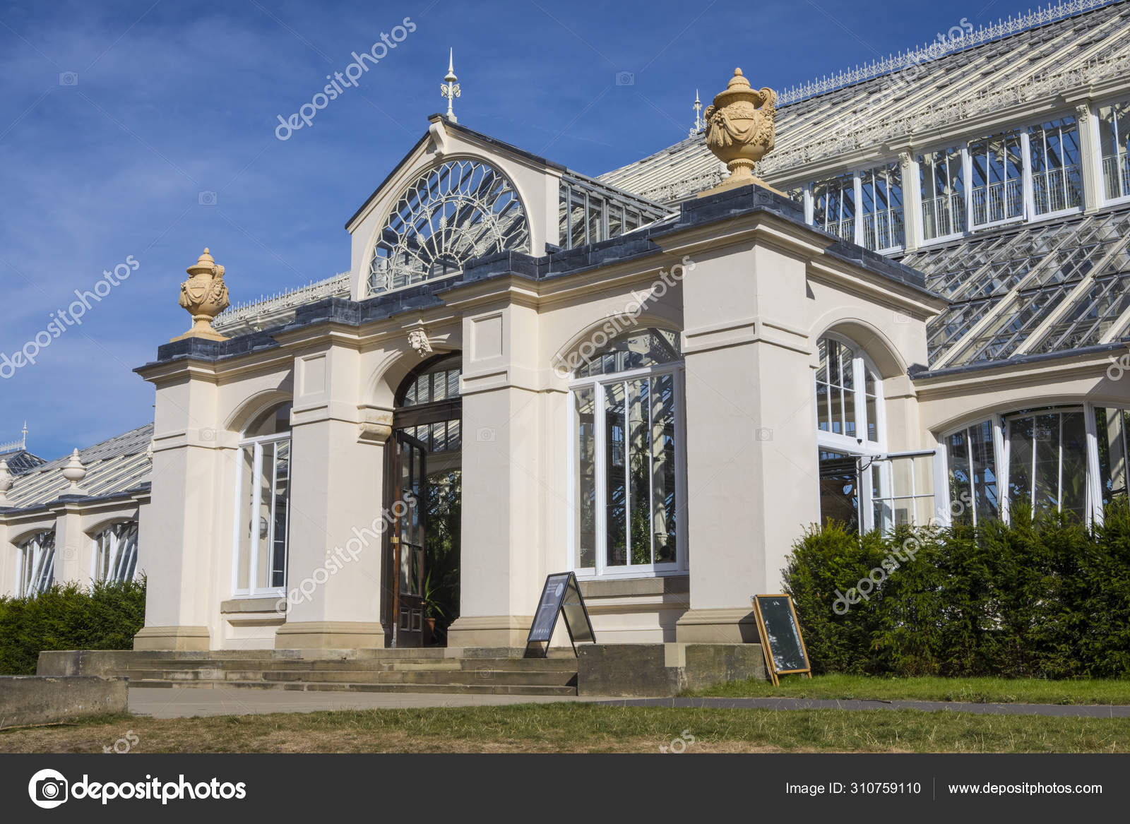 Temperate House at Kew Gardens – Stock Editorial Photo © chrisdorney