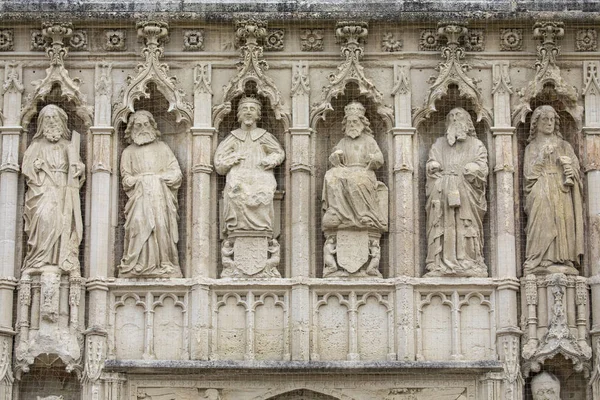 Sculture sulla parte esterna della Cattedrale di Exeter — Foto Stock