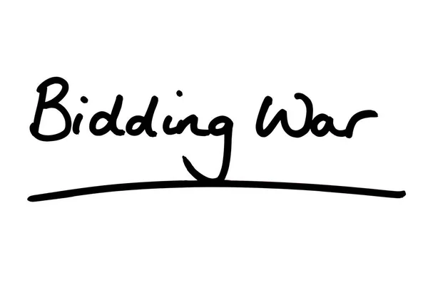 Bieterkrieg Handgeschrieben Auf Weißem Hintergrund — Stockfoto