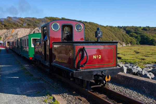 Porthmadog Wales Srpna 2020 Pohled Jeden Vlaků Ffestiniog Railway Vyobrazený — Stock fotografie