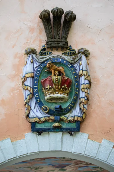 Portmeirion Wales Szeptember 2020 Címer Mottója Larter Rend Gate House — Stock Fotó