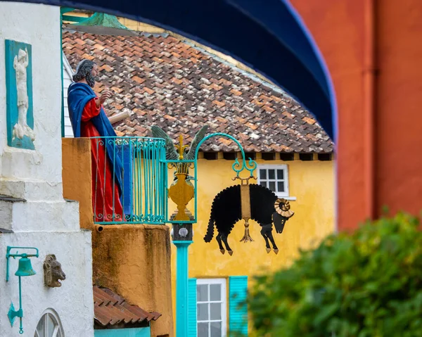 Portmeirion Gales Septiembre 2020 Través Del Arco Casa Del Puente — Foto de Stock