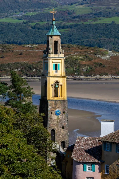 Uma Vista Bell Tower Aldeia Portmeirion Norte País Gales Reino — Fotografia de Stock