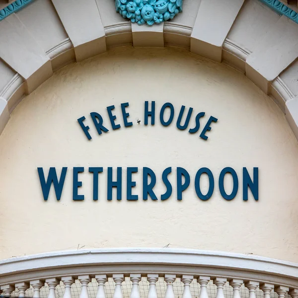 Llandudno Wales September 2020 Het Bord Van Wetherspoon Pub Wat — Stockfoto