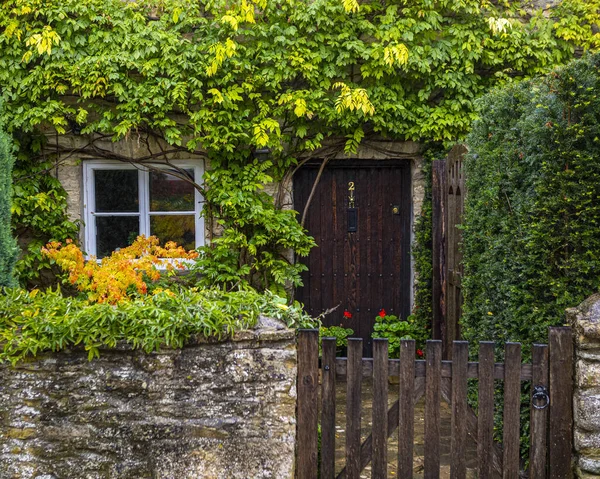 Oxfordshire October 3Rd 2020 Facade Pretty Cottage Oxfordshire — Stock Photo, Image