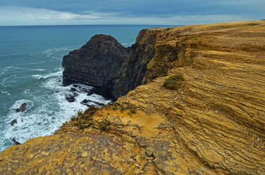 Rota Vicentina şehirler arasında Rogil ve Odeceixe