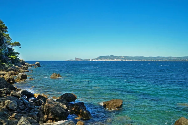 Vista Ciudad Ciotat Cabo Águila Isla Verde Través Bahía Ciudad —  Fotos de Stock