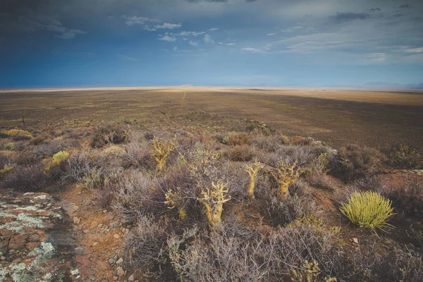 Vistas Panorámicas Del Desierto Tankwa Karoo Con Espectaculares Nubes Cielo — Foto de Stock