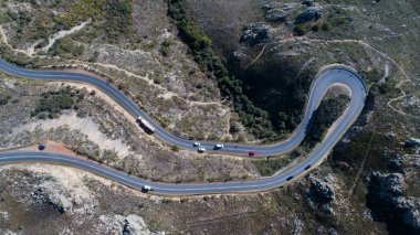 Franschhoek pass ve Franschhoek Vadisi Western Cape, Güney Afrika için havadan görünümü