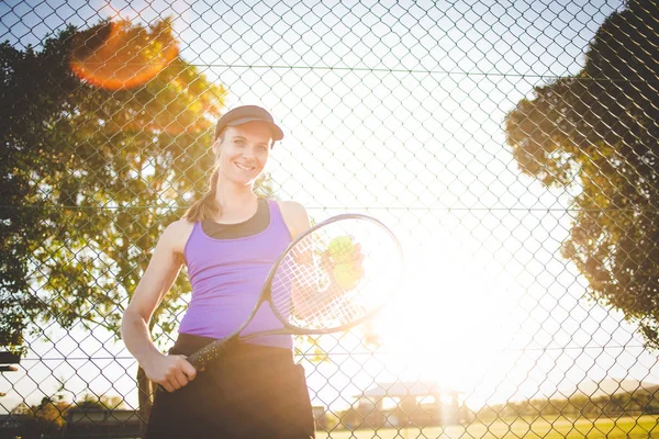Εσωτερικη Πορτρέτο Ενός Παίκτη Του Γυναικείου Τένις Στο Γήπεδο Τένις — Φωτογραφία Αρχείου