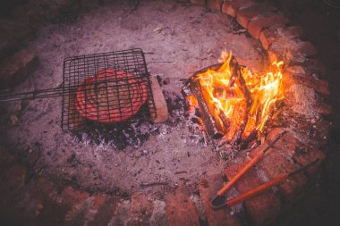 Boerewors görüntü kadar yakın / sosis bir braai Tarih / Barbekü karoo Güney Afrika'da bir çiftlikte