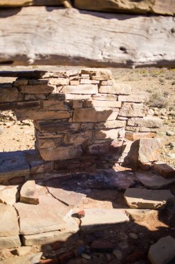 Güney Afrika karoo bölgede terk edilmiş eski bir binada, geniş açılı görünüş