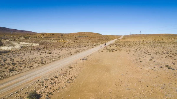 Imagem Aérea Grupo Caminhantes Fazendo Trem Caminhada Região Karoo África — Fotografia de Stock