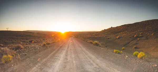 Escenas Icónicas Región Karoo Sudáfrica Camino Grava Condiciones Semi Desierto —  Fotos de Stock