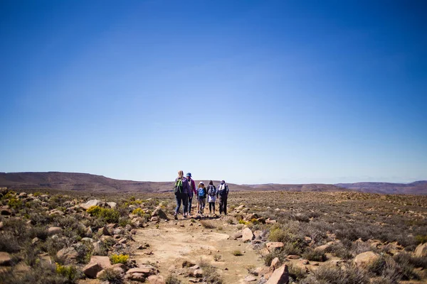 Wide Angle Image Group Hikers Hiking Karoo Region South Africa — Stock Photo, Image