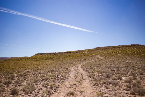 Escenas Icónicas Región Karoo Sudáfrica Camino Grava Condiciones Semi Desierto — Foto de Stock