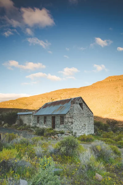 Vidvinkel Gammal Övergiven Byggnad Regionen Karoo Sydafrika — Stockfoto