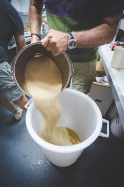 Bira bira fabrikası Maya kadar karıştırma