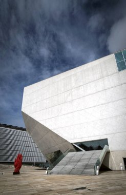 Casa da musica Simgesel Yapı modern mimari porto Portekiz bina kentsel