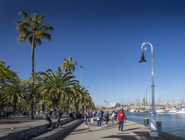 Kentsel marina port vell alan barcelona İspanya yaya sahil