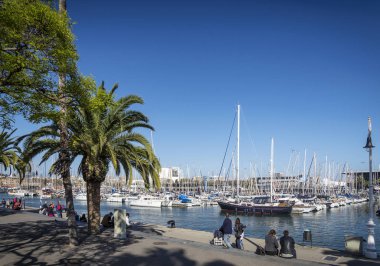 Kentsel marina port vell alan barcelona İspanya yaya sahil