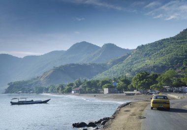 Sahil sahil manzaralı tekne ve dili, Doğu timor leste yakınındaki taksi ile