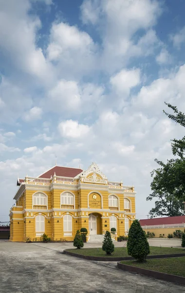 Francuski Styl Kolonialny Architektura Budynek Banku Narodowego Kambodży Mieście Kampot — Zdjęcie stockowe
