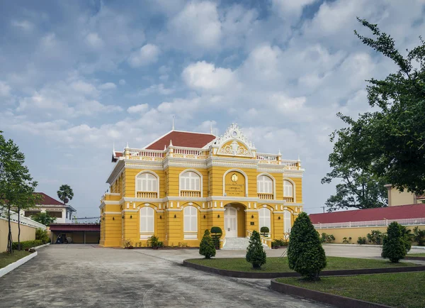 Francuski Styl Kolonialny Architektura Budynek Banku Narodowego Kambodży Mieście Kampot — Zdjęcie stockowe