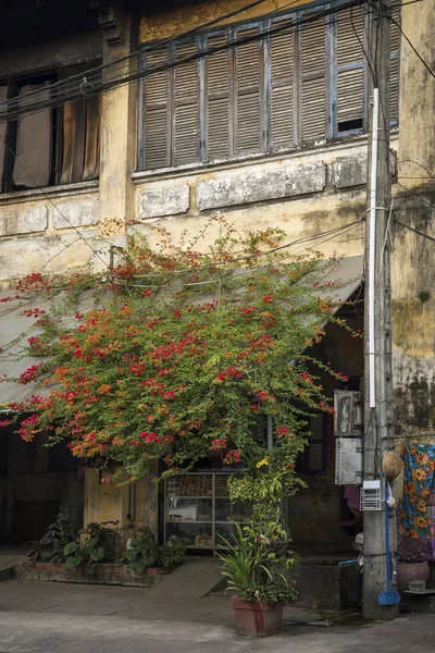 Eski Fransız Sömürge Mimarisi Binalar Kampot Şehir Sokakta Kamboçya — Stok fotoğraf