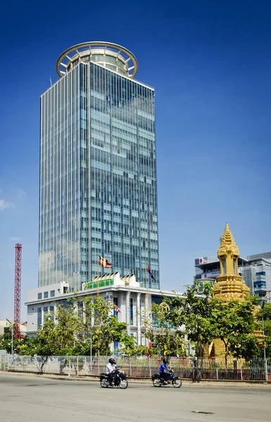 Canadia Bank Tower Nowoczesna Architektura Budynek Drapacz Chmur Centrum Miasta — Zdjęcie stockowe