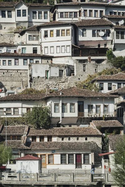 Berat Arnavutluk Tarihi Kent Geleneksel Balkan Evlerde — Stok fotoğraf
