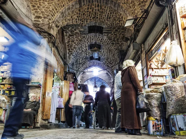 Upptagen Souk Marknad Shopping Gatan Gamla Stan Aleppo Syrien — Stockfoto