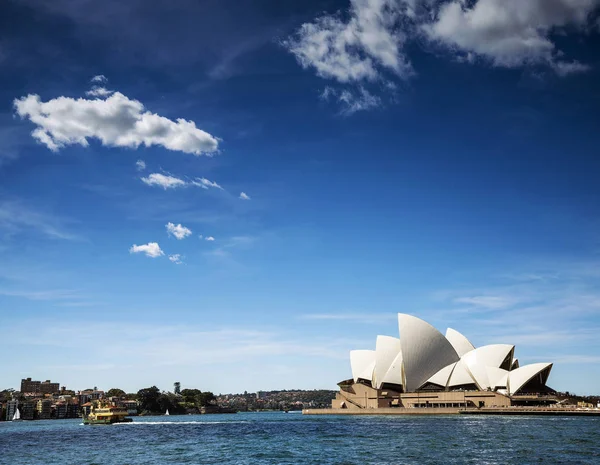 Famosa Sydney Marco Vista Ópera Casa Com Barco Balsa Austrália — Fotografia de Stock