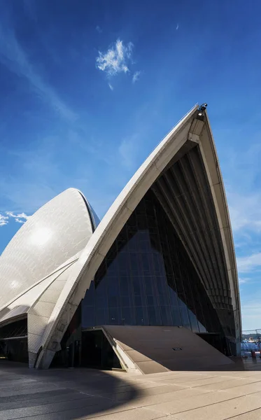 Известный Сиднейский Ориентир Вид Оперный Театр Австралии Солнечный День — стоковое фото