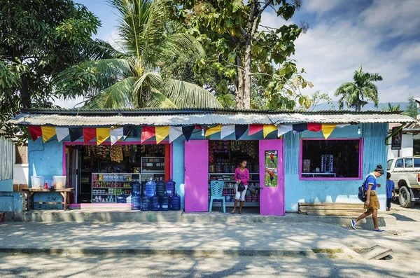 Красочный Продуктовый Магазин Центральной Улице Дили Восточном Тиморе Азия — стоковое фото