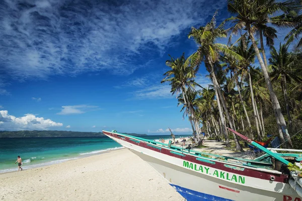 Barco Pesca Tradicional Filipino Playa Puka Paraíso Tropical Boracay Philippines —  Fotos de Stock